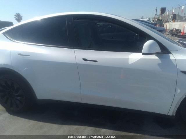 Tesla Model Y Performance 2022 7SAYGDEF2NF388525 Image 5