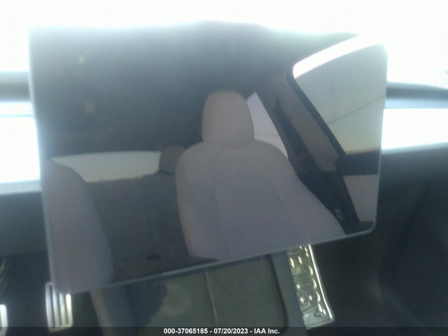 Tesla Model Y Performance 2022 7SAYGDEF2NF388525 Image 9