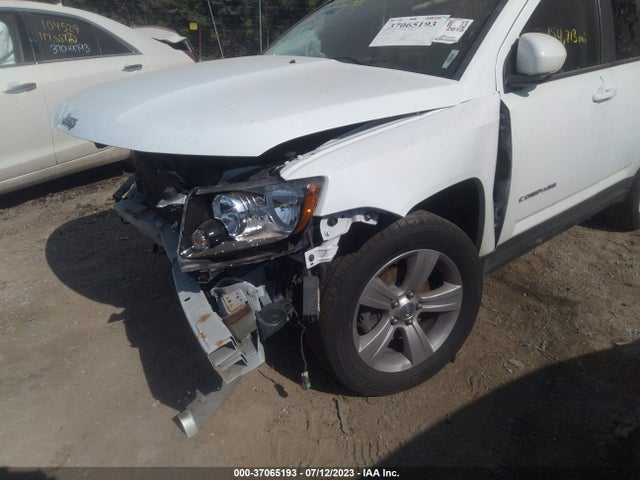 Jeep Compass Latitude 2015 1C4NJDEBXFD259147 Image 11