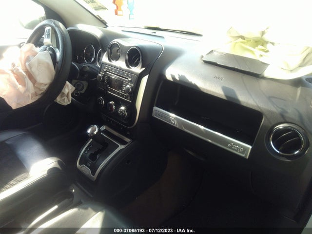Jeep Compass Latitude 2015 1C4NJDEBXFD259147 Image 5