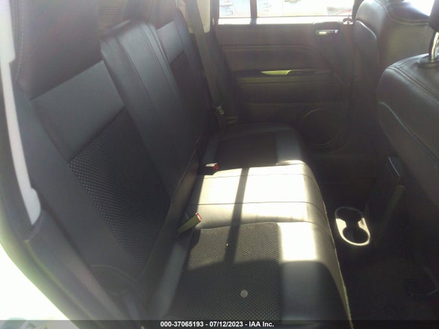 Jeep Compass Latitude 2015 1C4NJDEBXFD259147 Image 8