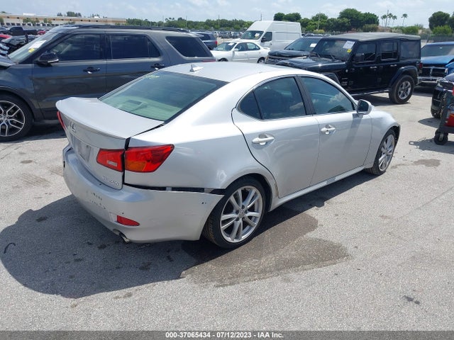 2007 LEXUS IS 250 VIN: JTHBK262572037789