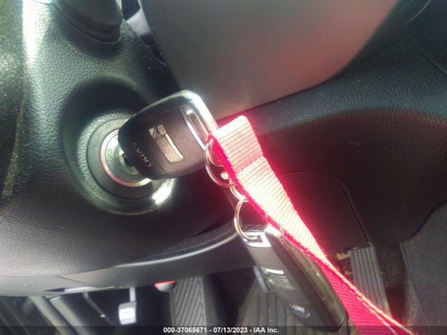 KNDPB3AC2F7672208 KIA Sportage Lx