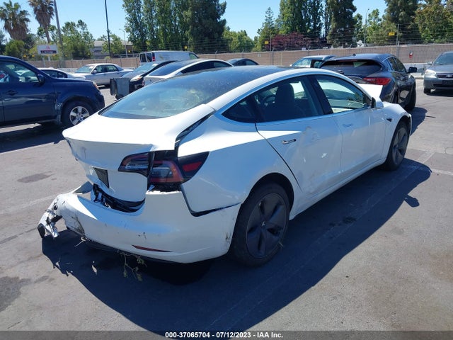 2020 Tesla 3, VIN: 5YJ3E1EAXLF807489