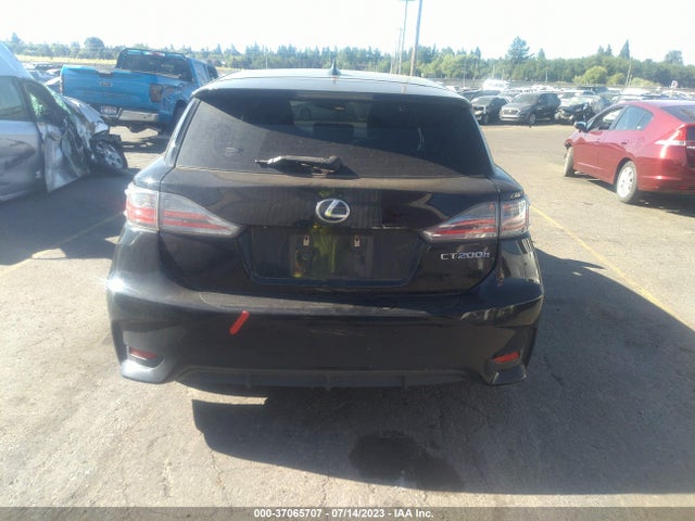 JTHKD5BH5F2213700 Lexus Ct 200h Hybrid