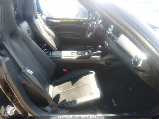 2021 Mazda MX-5 Miata, VIN: JM1NDAM70M0452687