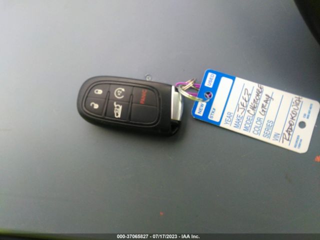 1C4PJMCS9EW282417 Jeep Cherokee Latitude