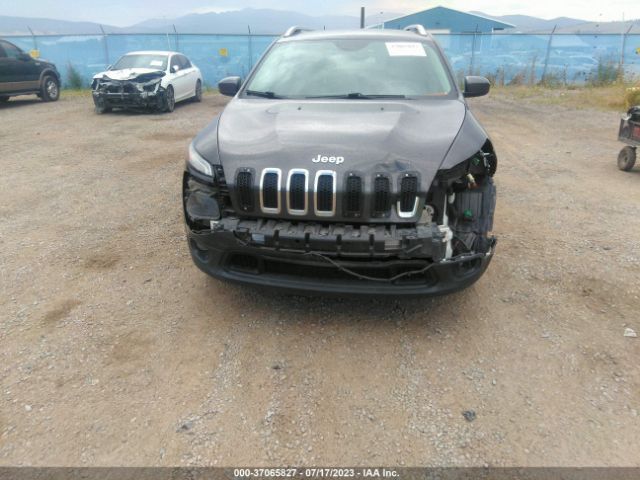 1C4PJMCS9EW282417 Jeep Cherokee Latitude