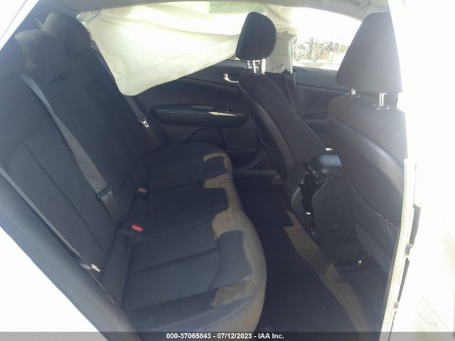 KNAGT4L36G5094852 KIA Optima Lx