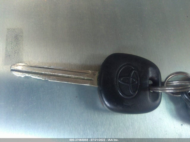2005 TOYOTA CAMRY LE/XLE VIN: 4T1BF32K65U099734