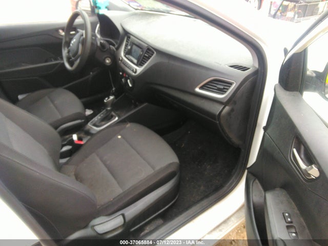 Hyundai ACCENT SE 2019 3KPC24A30KE052116 Image 12