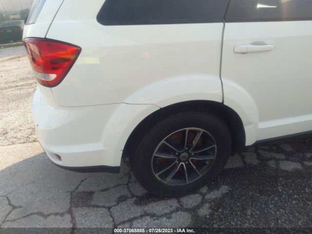 3C4PDCBG5JT507513 Dodge Journey Sxt