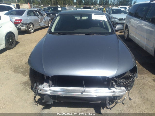 Продаж на аукціоні авто 2016 Audi A4 Premium Plus, vin: WAUFFAFLXGN000758, номер лоту: 37065988