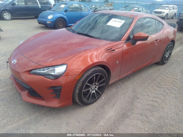 Toyota 86 2017 JF1ZNAA11H9703383 Image 2