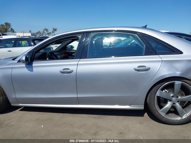 2018 Audi A8, VIN: WAU44AFD4JN000462