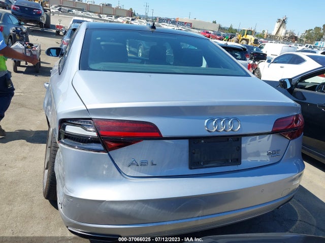 2018 Audi A8, VIN: WAU44AFD4JN000462