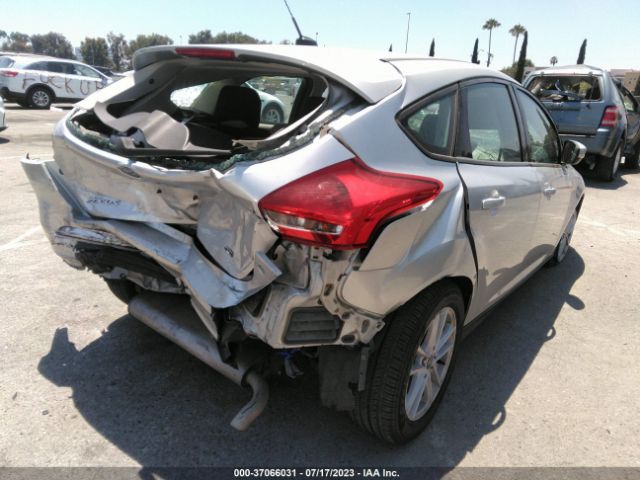 1FADP3K2XHL232070 Ford FOCUS SE