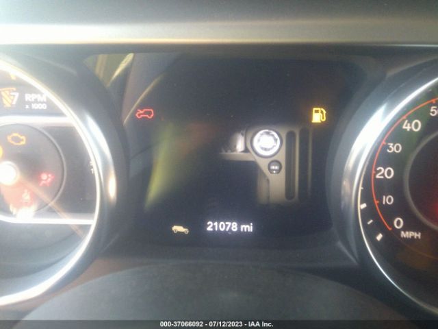 1C4HJXDG7LW117513 Jeep Wrangler Unlimited Sport S