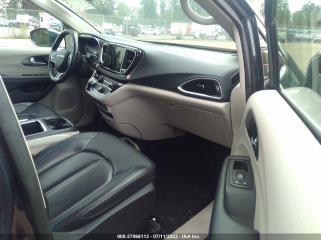 2C4RC1BG8MR589230 Chrysler Pacifica Touring L
