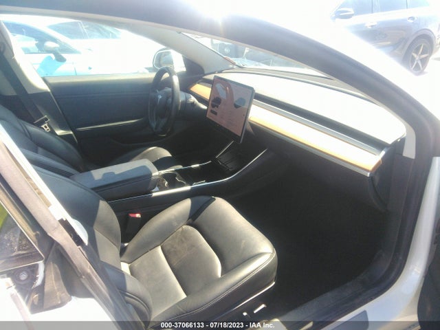 Tesla Model 3 Long Range/performance 2019 5YJ3E1EB6KF387950 Image 12