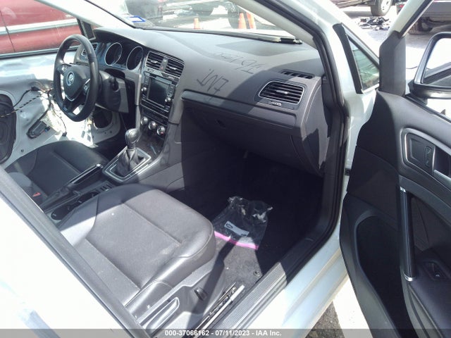 2021 Volkswagen Golf, VIN: 3VWG57AU2MM002374