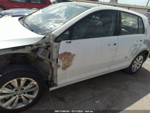 2021 Volkswagen Golf, VIN: 3VWG57AU2MM002374