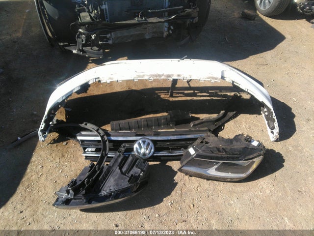 3VV3B7AX2LM148858 Volkswagen Tiguan Se/sel/se R-line Black
