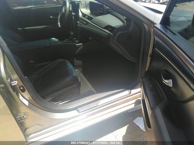 2019 Lexus ES, VIN: 58ABZ1B13KU013304