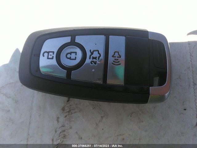Ford Mustang Mach 1 2022 1FA6P8R00N5554730 Image 3