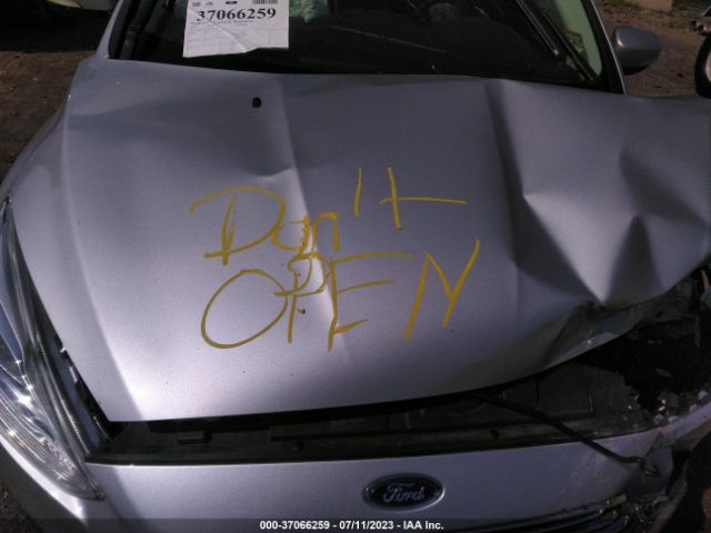 1FADP3N2XGL327206 Ford Focus Titanium