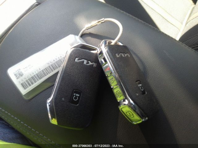 5XXG14J28NG094637 KIA K5 LXS