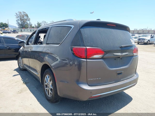 2C4RC1BG3LR157417 Chrysler Pacifica Touring L