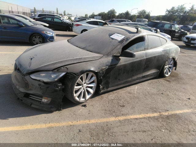 Tesla Model S P85d 2014 5YJSA1H28EFP63474 Image 2