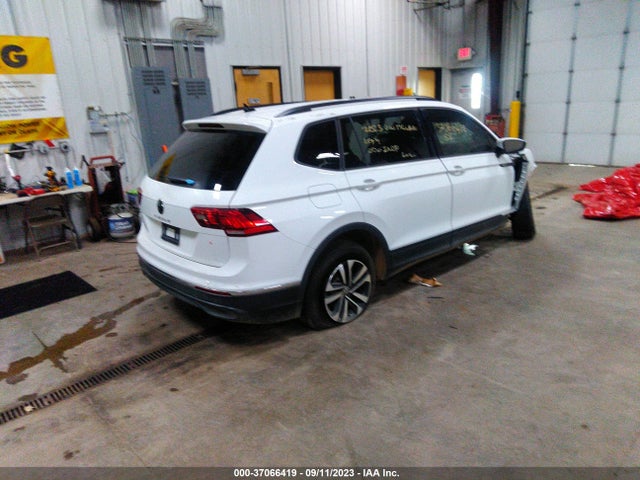 3VVRB7AX1PM047603 Volkswagen TIGUAN S