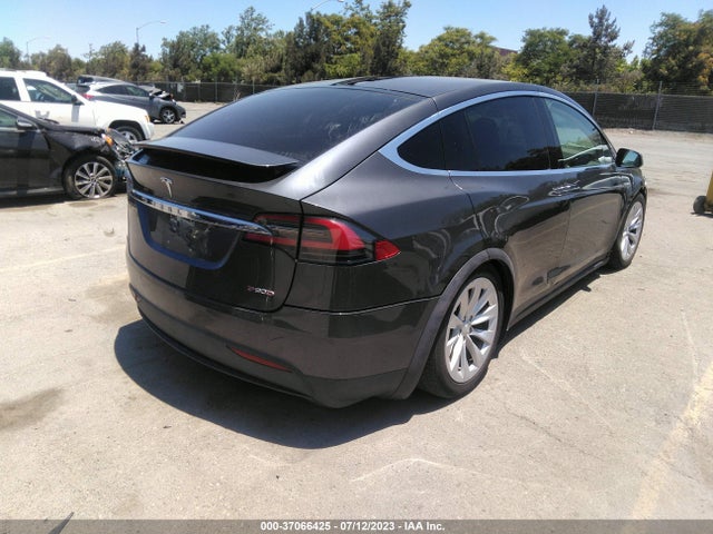 5YJXCAE26GF001865 Tesla Model X 70d/90d/75d/60d