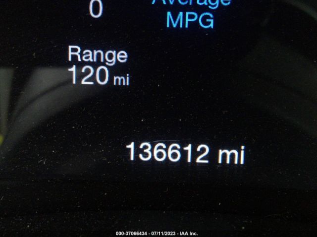 1C4RDHAG5JC276096 Dodge Durango Sxt