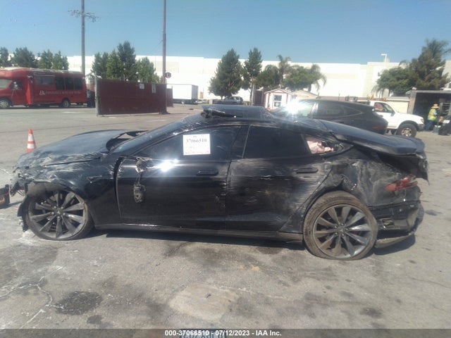 Tesla Model S P85d 2014 5YJSA1H22EFP63471 Image 13