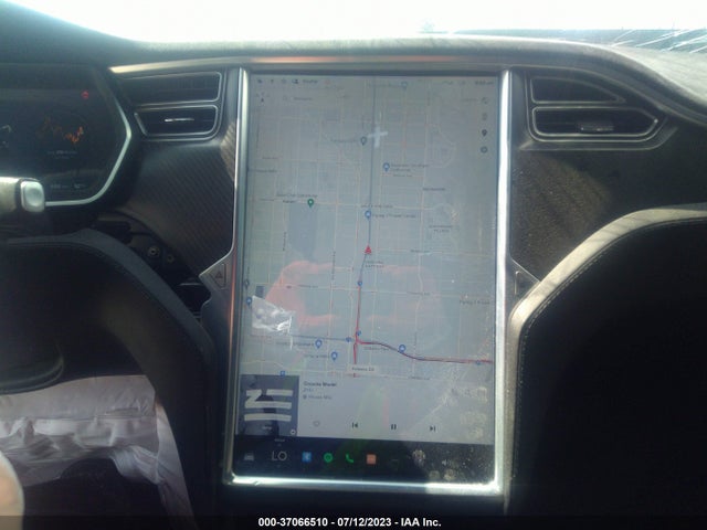 Tesla Model S P85d 2014 5YJSA1H22EFP63471 Image 17