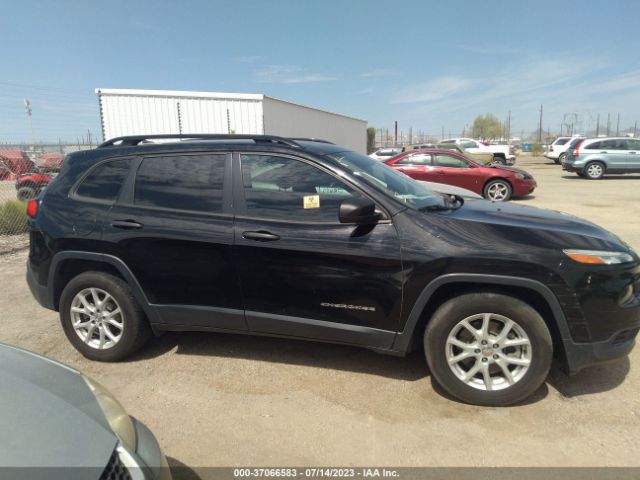 1C4PJLAB0HW591503 Jeep Cherokee Sport