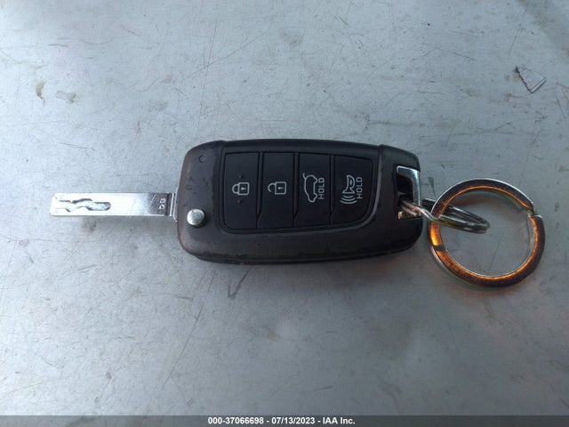 Hyundai Veloster 2.0 2019 KMHTG6AF7KU016458 Image 3