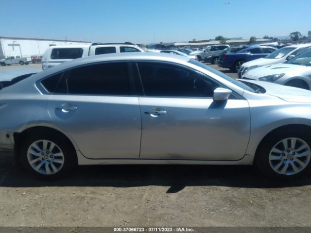 1N4AL3AP5EN382454 Nissan ALTIMA 2.5