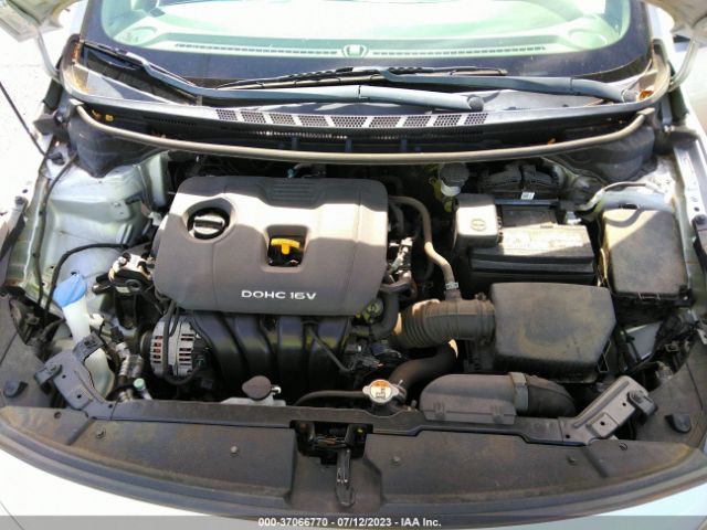 3KPFK4A78JE218817 KIA FORTE LX