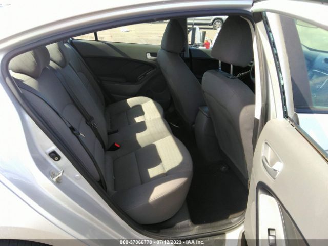 3KPFK4A78JE218817 KIA FORTE LX
