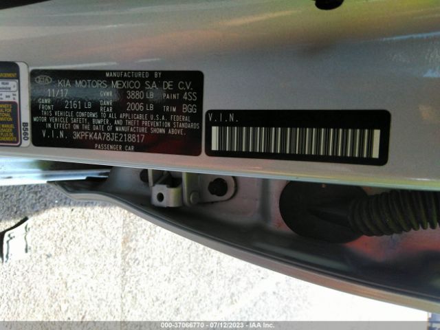 3KPFK4A78JE218817 KIA FORTE LX