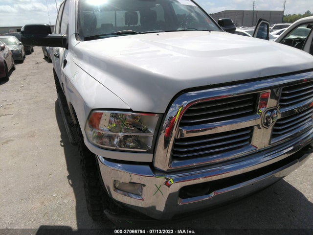 2015 3C6UR5DL8FG634385 главное изображение