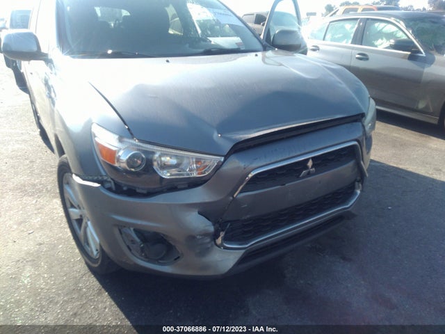 4A4AP3AUXFE021042 Mitsubishi Outlander Sport Es