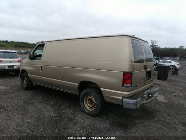 2000 FORD ECONOLINE CARGO VAN VIN: 1FTRE1425YHB29665