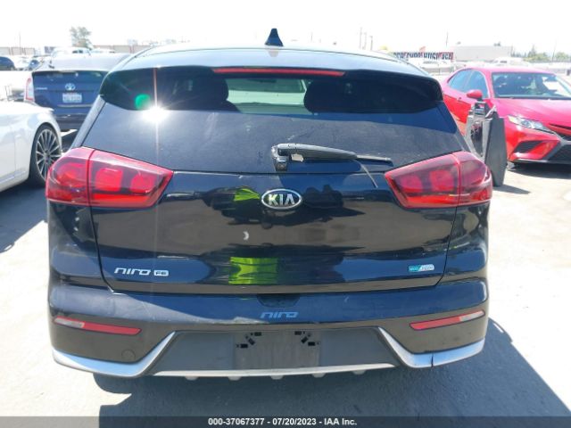 KNDCB3LC8H5059102 KIA NIRO FE