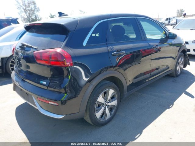KNDCB3LC8H5059102 KIA NIRO FE