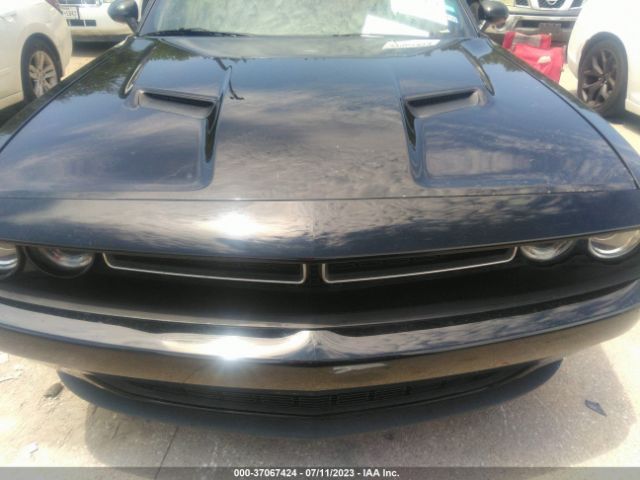 2C3CDZAG4FH749961 Dodge Challenger Sxt
